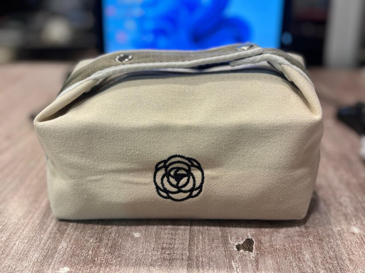 TE1389 NEW COSMETIC BAG