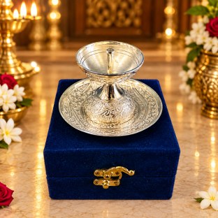 1823 GERMAN SILVER DIYA WITH VALVET BOX